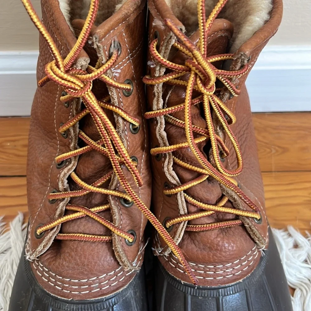 Women's LL Bean Shearling Lined Duck Boots, 9 - Picture 3 of 7